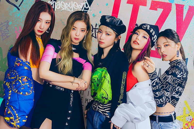 ITZY「ITZY」5枚目/5