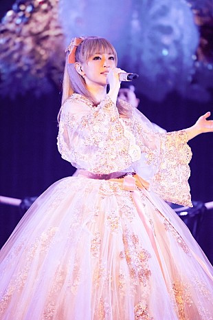 「浜崎あゆみ、アジアツアー追加公演として24周年記念ライブ開催決定」