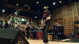 「布袋寅泰＆石田雄介監督が登壇、映画『Still Dreamin&#039;』上映会が決定」