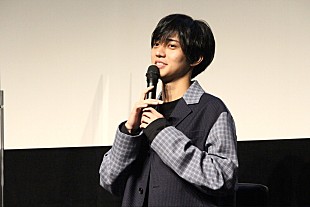 「永瀬廉、大学生のリアルな悩みに回答　気になる相手は「じっと見詰めてみて」」