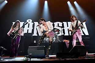 「マネスキン、米国民的番組『SNL』に音楽ゲストとして出演決定」