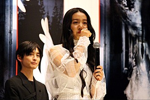 「Koki,初主演映画の完成披露で涙　「チ－ムの皆さまに心の底から感謝」」
