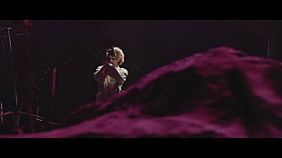 「Eve、ライブ×アニメ×実写の新感覚映像作品『Adam by Eve: A Live in Animation』3月公開」