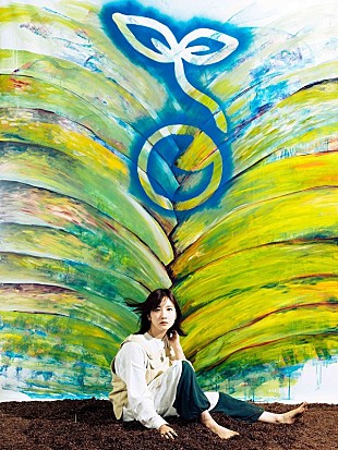 「湯木慧が1stフルアルバム『W』リリース、新曲「XT」MV公開＆デビュー5周年記念YouTube配信」