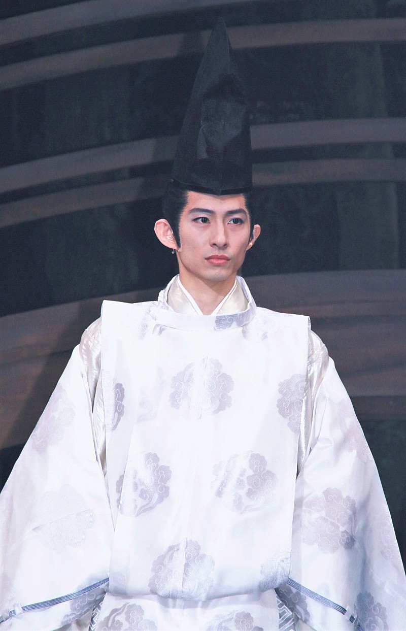 「三宅健「僕に嫌な思いを寄せてくる人をはらいたい」　林翔太「健くんの素の美しさにドキドキしている」」1枚目/1