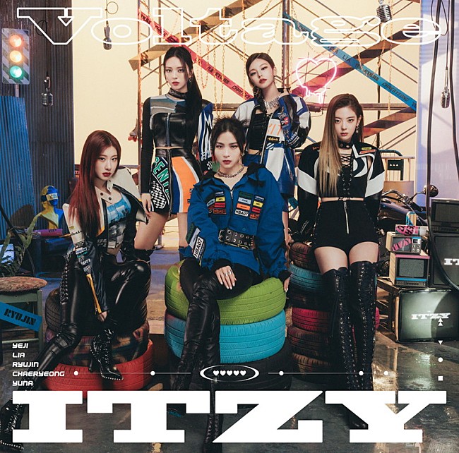 ITZY「シングル『Voltage』通常盤」4枚目/5