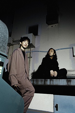 「Creepy Nuts、挑戦を続ける者ならではの応援歌「パッと咲いて散って灰に」配信リリース」