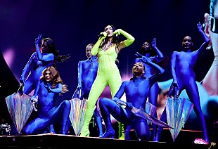 「デュア・リパ、「レヴィテイティング」が全米Hot 100で70週目のチャートイン　女性アーティストとして歴代最長」