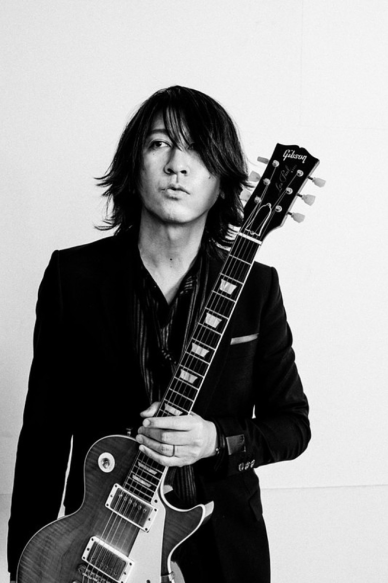 TAKURO（GLAY）、ClariSの新曲「瞳の中のローレライ」を提供 