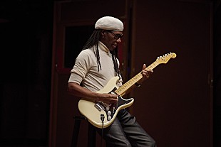 「ナイル・ロジャース、シグネイチャー・モデルがフェンダーから発売」