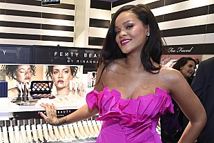 「リアーナがフォーブス世界長者番付にランクイン、女性ミュージシャンとしては世界1位」