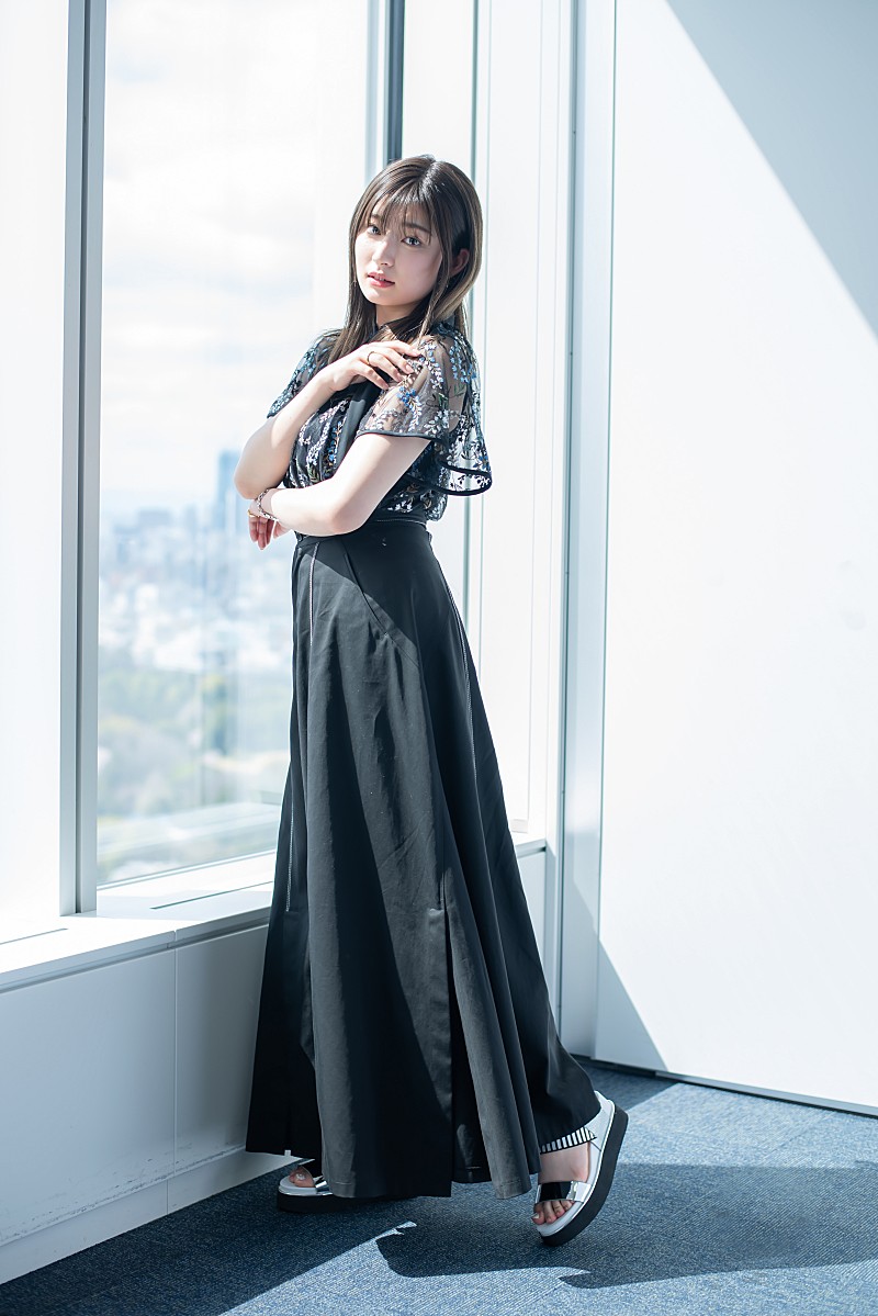 「ドラマ「明日カノ」主演の吉川愛「“レンタル彼女”は女優さんみたい」　宇垣美里の演技に「リアル過ぎてドキッとした」」1枚目/1