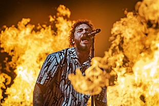 「ポスト・マローン、飛び入り参加したビリー・ストリングスのライブで故ジョニー・キャッシュをカバー」