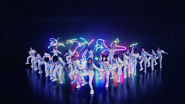 AKB48「AKB48「元カレです」Music Video」23枚目/27