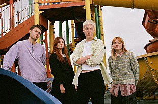 「ポリッジ・レディオ、新曲「End of Last Year」は「バンド・メンバーや自分自身へのラブ・ソング」」