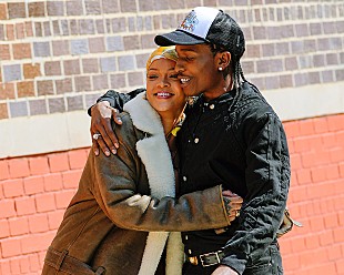 「エイサップ・ロッキー、恋人リアーナと共演する「D.M.B.」のMV公開」