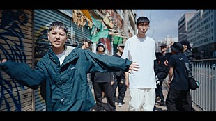 「tofubeats、新曲「don't like u feat. Neibiss」MVは全編神戸ロケで撮影」