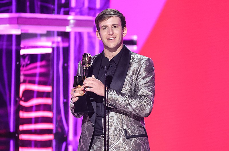 【2022 #BBMAs】イレニウム『Fallen Embers』が＜トップ・ダンス/エレクトロニック・アルバム賞＞受賞