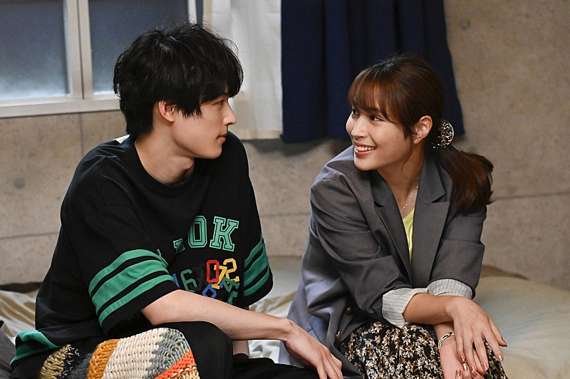 「「恋マジ」“純” 広瀬アリスがついに恋に目覚める　“柊磨”松村北斗とのラブラブシ－ンに「ドキドキ」」1枚目/1