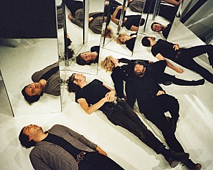 「モダン・サイケ・ロックの雄＝ザ・ブラック・エンジェルズ、5年ぶりの新作が完成」