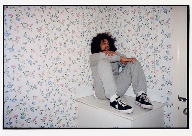 「ウー・ルー、『時計じかけのオレンジ』『悪魔のいけにえ』などからインスピレーション受けたMV公開」1枚目/1