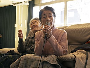 「倍賞千恵子が歌う「林檎の樹の下で」、映画『PLAN 75』本編映像」