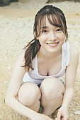 守屋麗奈「守屋麗奈（櫻坂46）1st写真集の先行カット第2弾は“大好きな彼と行く初めての海”」1枚目/1