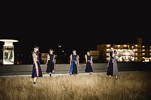 「豆柴の大群、新アー写＆ツアーキービジュアル公開」