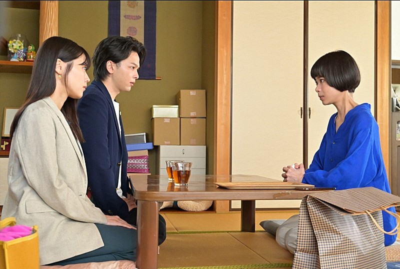 「「石子と羽男」第4話「めるると趣里の姉妹愛に泣いた」 「“大庭”赤楚衛二が“石子”有村架純を見る目が切ない」」1枚目/1