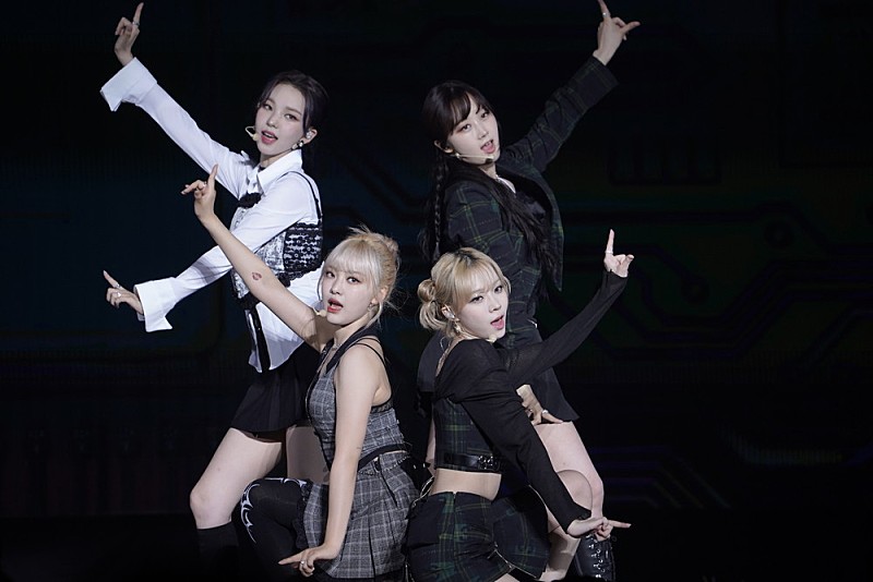 「撮影：上飯坂 一」4枚目/15