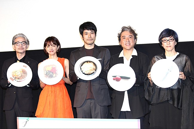 「ムロツヨシ「『今までのムロツヨシを捨ててください』と言われた」　「僕の人生は、荻上前と荻上後で変わった」」1枚目/1