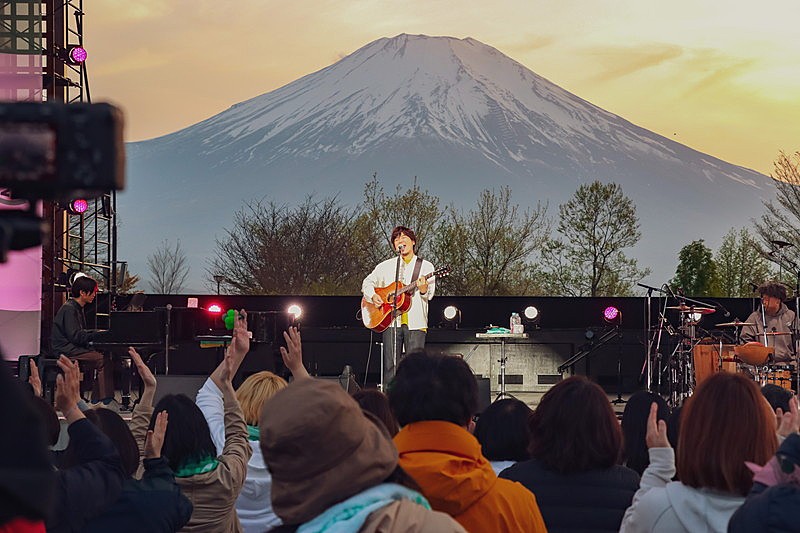 秦 基博、快晴の富士山をバックに繰り広げた【GREEN MIND 2022】をBlu-ray化