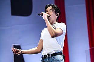 「＜ライブレポート＞今市隆二、会場いっぱいのファンと“愛”を伝えあった【RILY’S NIGHT】東京初日」