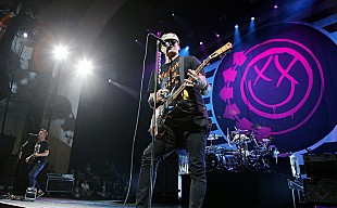 「ブリンク182のトム・デロング、新作は「今までで一番プログレッシブ」と語る」