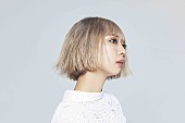 竹内アンナ「竹内アンナ、トランぺッター黒田卓也ら迎えた新曲「made my day」10/26配信」1枚目/2