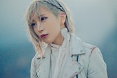 「ReoNa、12/7リリースのニューシングル『Alive』のジャケットアートワーク＆収録楽曲情報公開」1枚目/3