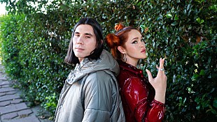 「グリフィン×エリー・ドゥエ、多幸感溢れる新曲「Forever」で再タッグ」