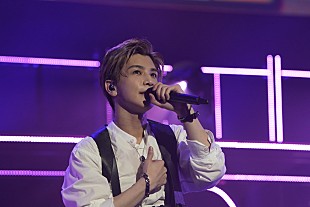 「岩田剛典、1stソロツアー初日のオフィシャル・レポが到着」