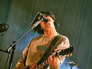 「＜ライブレポート＞マカロニえんぴつ、レア曲満載のファンクラブ限定ライブで見せた“大好きな音楽への憧れ”」