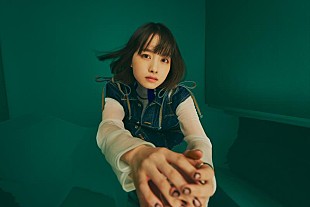 「TOMOO、ワンマンツアー【BEAT】グッズラインナップ公開」