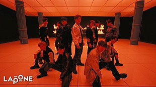 「INI、韓国で撮影した1stAL『Awakening』収録曲「SPECTRA」のパフォーマンスビデオ公開」