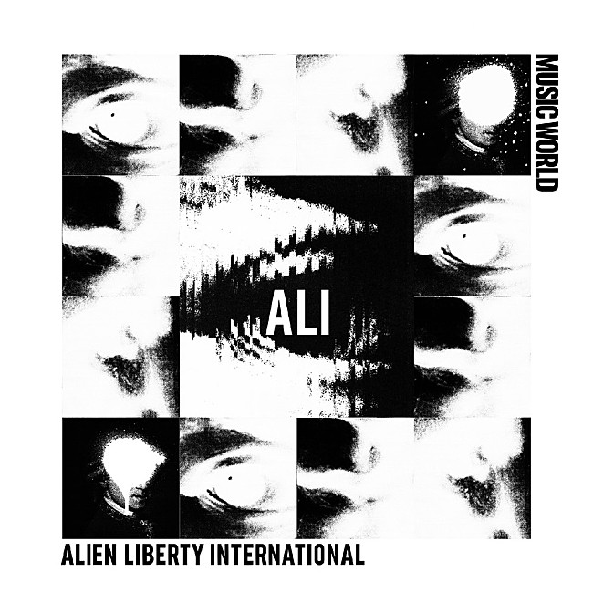 「CD『MUSIC WORLD』」2枚目/4