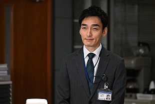 「「罠の戦争」初回「１話から期待を裏切らない面白さ」　“亨”草なぎ剛の「演技とは思えない表情から目が離せない」」