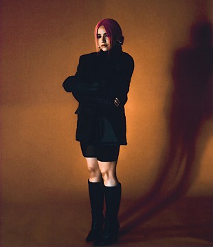 「ケンジー、新曲「paper」で失恋の痛みを赤裸々に表現」