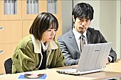 「「100万回言えばよかった」“直木”佐藤健と“悠依”井上真央の“オムライスキス”が話題に　悠依の告白に「涙があふれた」」1枚目/1