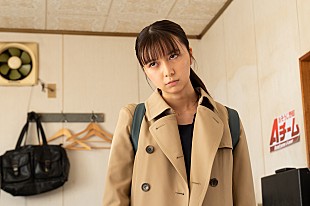 「「警視庁アウトサイダ－」上白石萌歌の「コメディエンヌぶりが最高」　「仮面ライダ－」ネタも話題に」