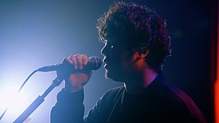 「秦 基博、新曲「イカロス」ライブバージョンMV公開　昨年10月のシークレットライブより」