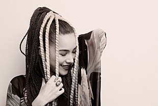 「TiA、クワイアを迎えた編成でビルボードライブに登場」