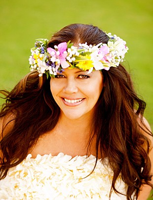 「エイミー・ハナイアリイ、6/1にビルボードライブ横浜公演を開催」