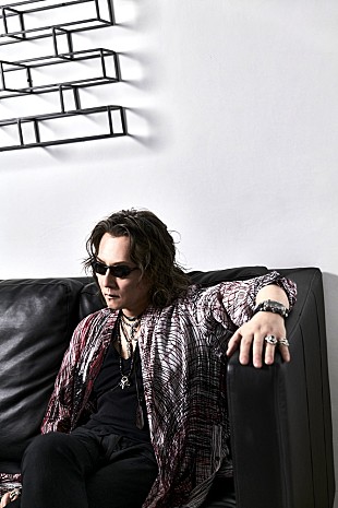 「石井竜也、ソロデビュー25周年の節目にビルボードライブ公演を開催」